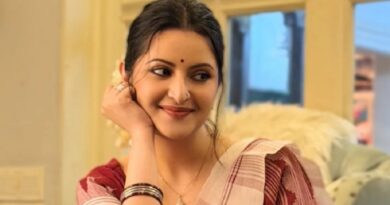 সবাই আমাকে সিঙ্গেল দেখতে চায়: পরীমণি