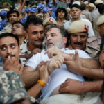 ভারতের বিরোধীদলীয় নেতা রাহুল গান্ধী আটক