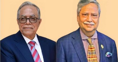 ফেঁসে যাচ্ছেন সাবেক দুই রাষ্ট্রপতি!